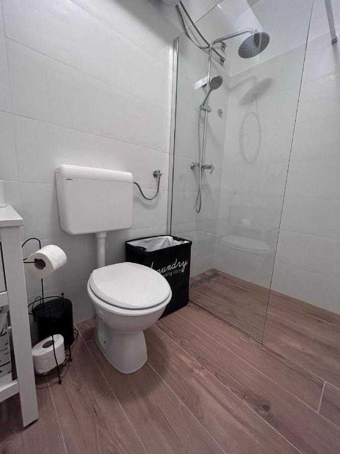 Holiday Home Omišalj Kültér fotó